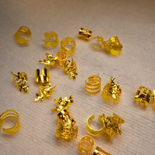 gold clips